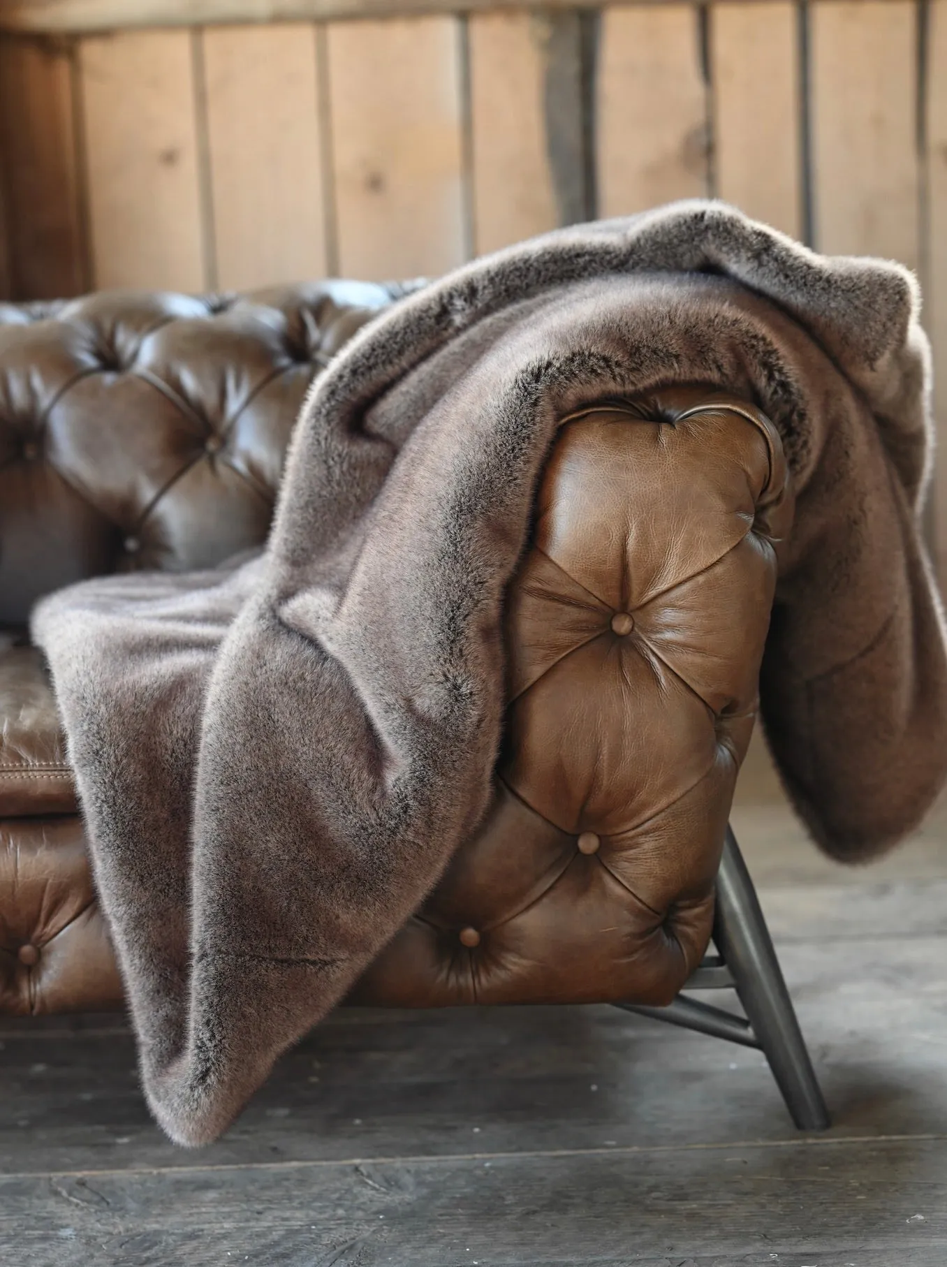 FAUX FUR THROW