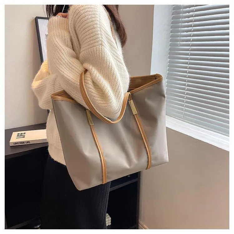 One-Shoulder Underarm Tote Bag